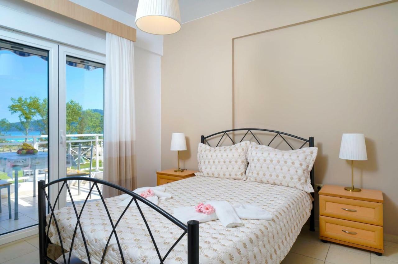 L&K Apartment Golden Beach Chrysi Ammoudia Exterior foto